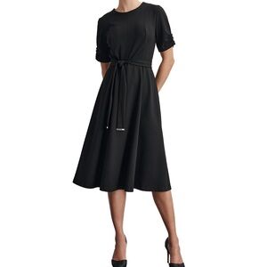 DKNY
Women's Round-Neck Scuba Crepe Fit & Flare
Dress new size 10